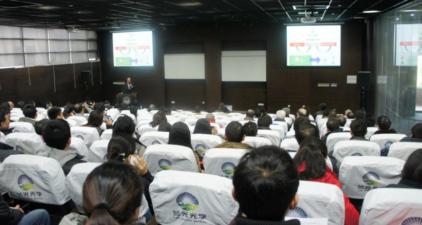 中國勘察設(shè)計協(xié)會建筑環(huán)境與設(shè)備分會 上海市委員會年會圓滿落幕 贏勝橡塑在企業(yè)展廳上展示橡塑保溫產(chǎn)品