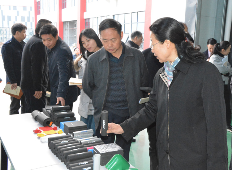 贏勝節(jié)能 橡塑保溫材料 class0 class1 復(fù)合橡塑保溫材料 橡塑保溫管 橡塑保溫板 外墻保溫 殼寶U-PVC管道外護 玻璃棉 愛耳聲學(xué) 隔聲降噪材料